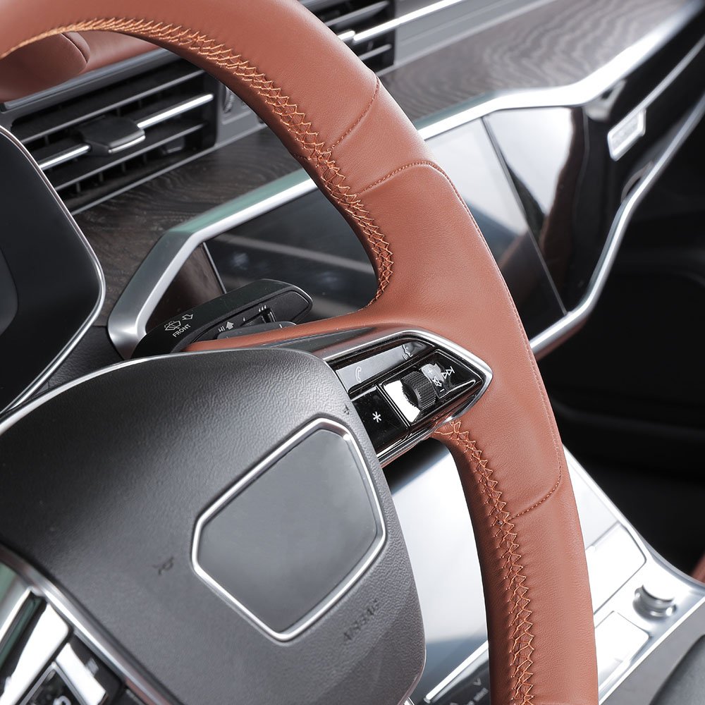 Hand sewn car steering wheel made of antibacterial leather material Customizable for all models including Hyundai Nissan Ford