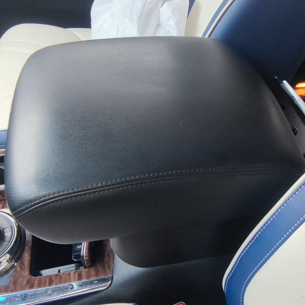 Interior Accessories Car Center Console Second Generation Armrest Storage Box for Infiniti QX80