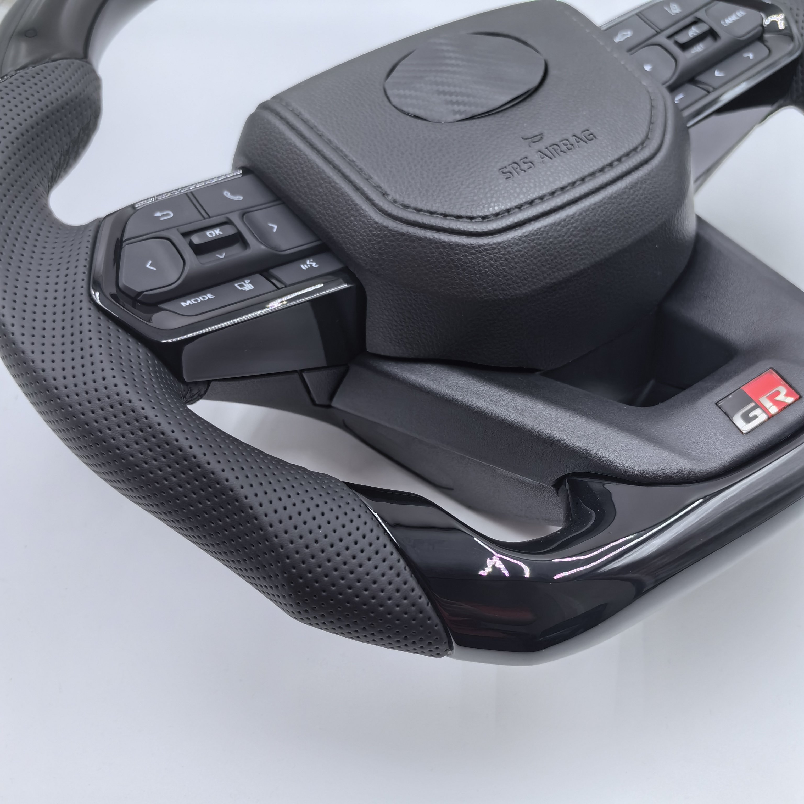 Car Steering wheel For Toyota LAND CRUISER LC200 Bright black 2006-2023