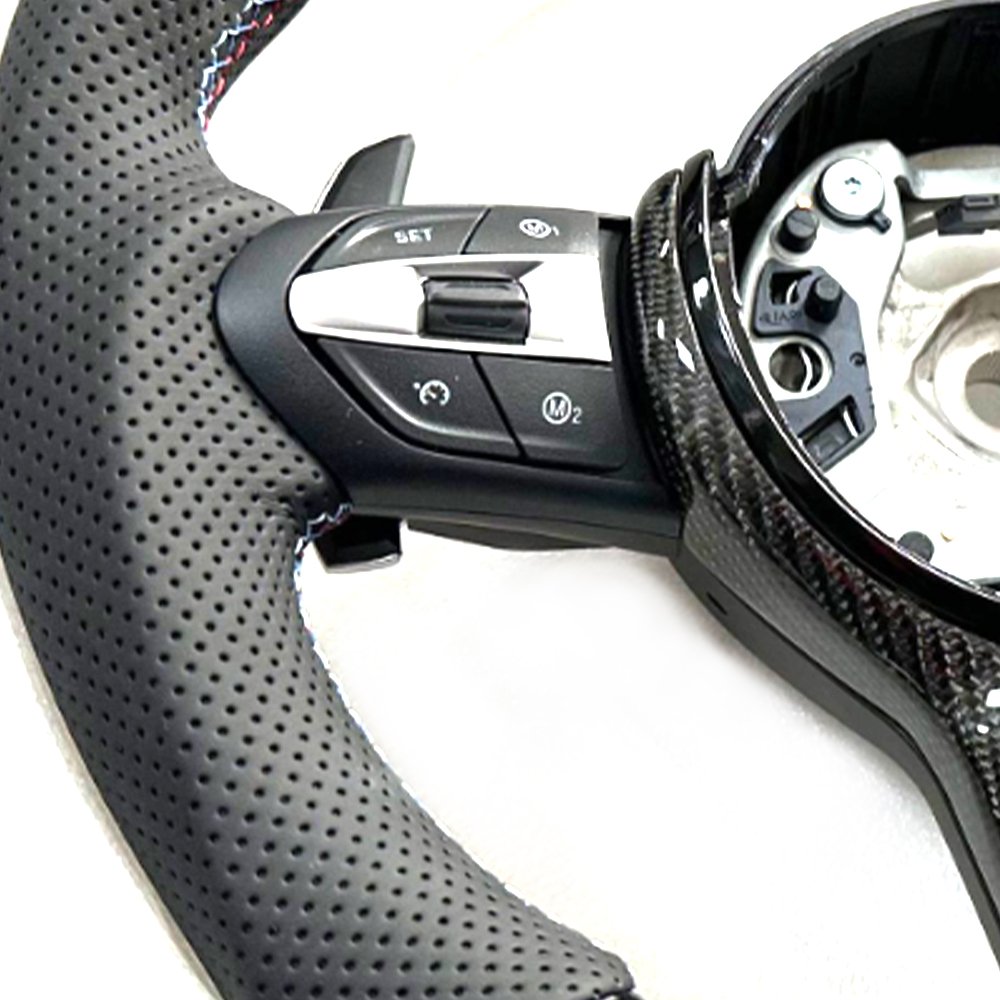 F30 F10 F32 E60 E46 E90 X5 E70 M3 M4 M5 M6 F90 F80 F82 F87 Carbon Fiber Steering Wheel for BMW