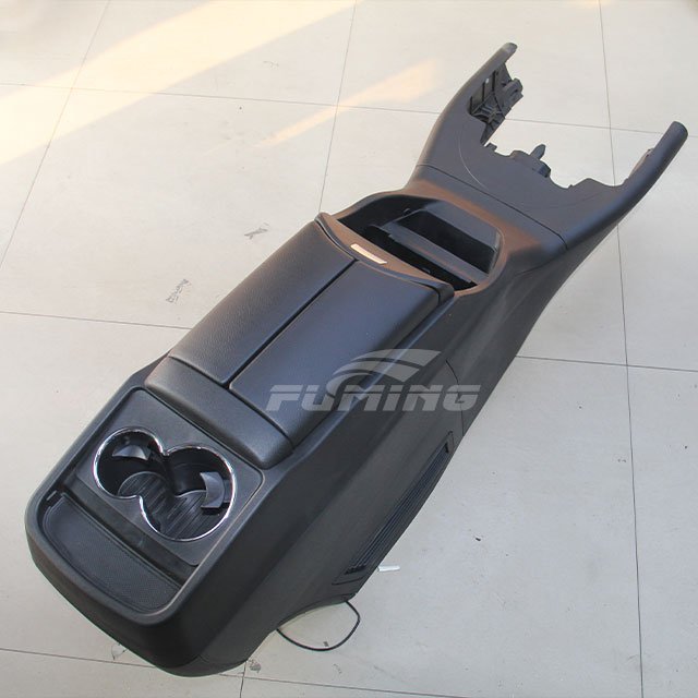 Suitable for Upgrading the Central Armrest Box of Mercedes Benz Vito Upgrading the Compressor Cooling the Armrest Refrigerator