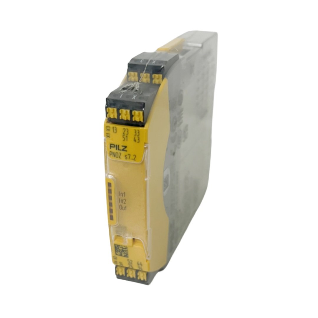 Original New Pilz 751177 PNOZ S7.2 C 24VDC 4 N/o 1n/c Expand in Stock