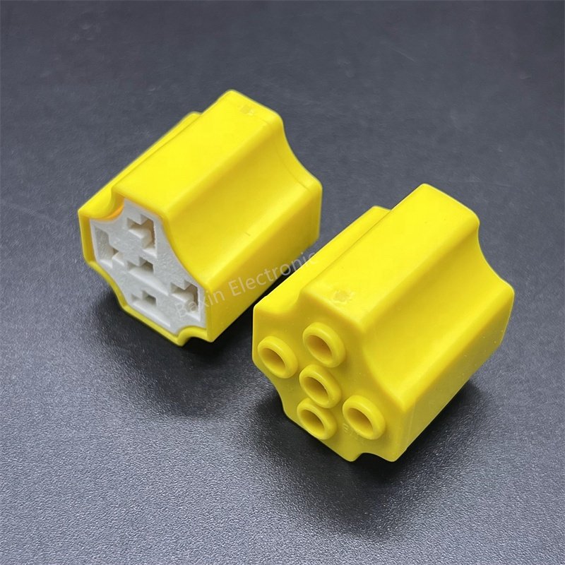 DJJ7051B-6.3-21 5pin Ceramic Material Auto Relay Socket Auto Relay Socket