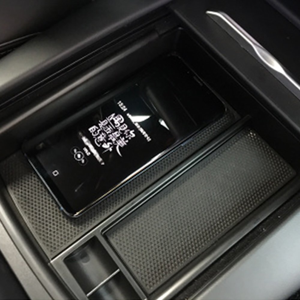 Tesla Model S Center Wireless Charging Phone Accessory Car Battery Car Interior Accessories for iPhone 11 Car Accessories