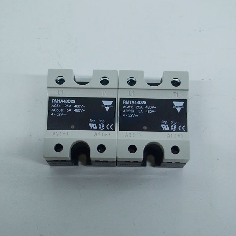 100% New and Original Switzerland Carlo Gavazzi RM1A48D25 SSR Solid State Relay