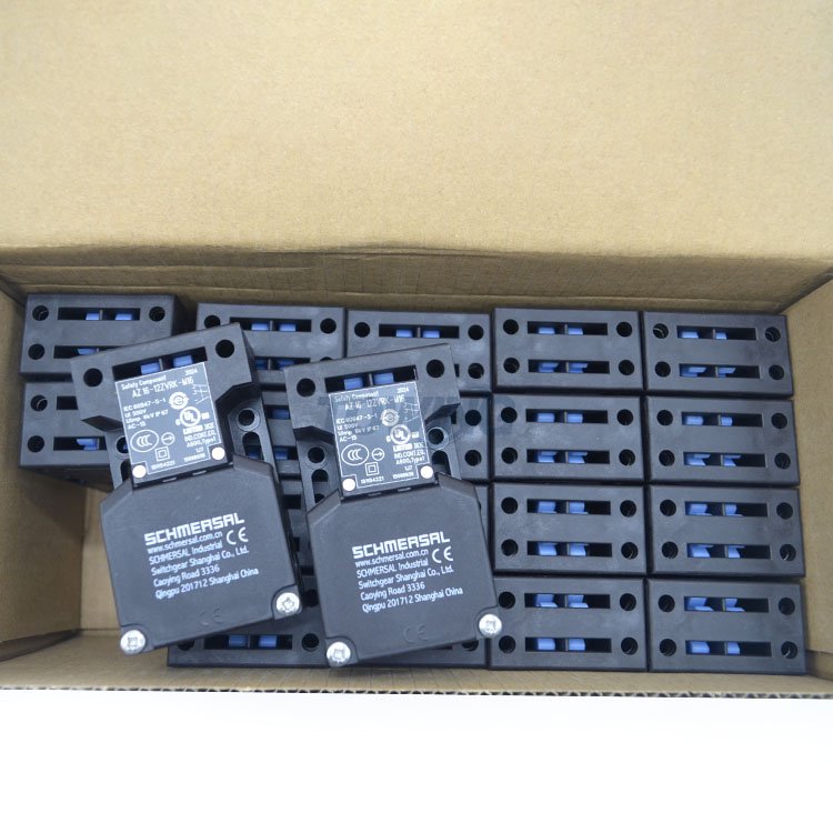 100% New and Original Germany SCHMERSAL AZ16-12ZVRK-M16 Safety Switch