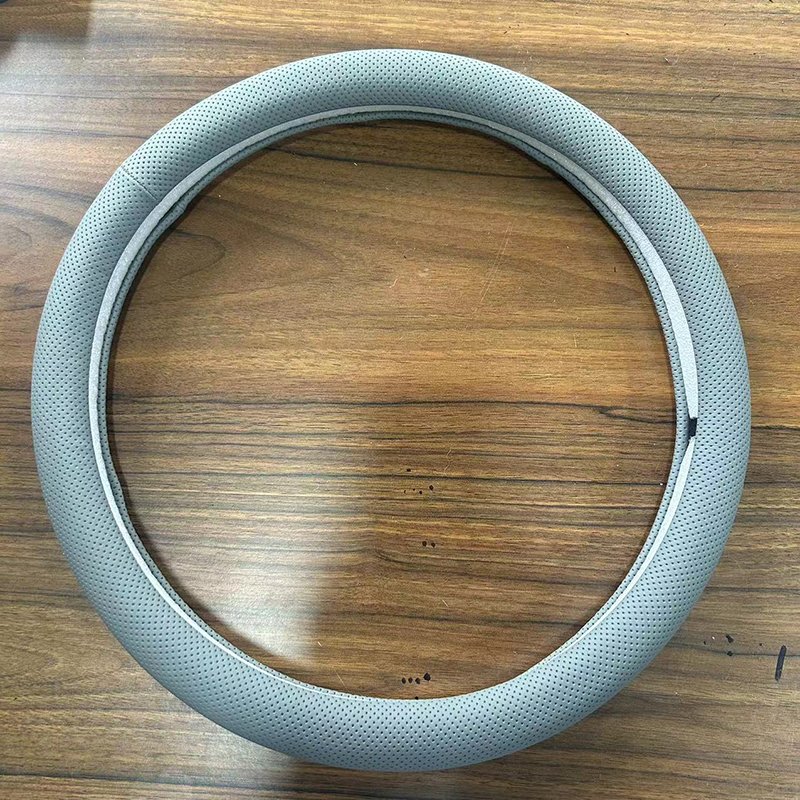 2024 wholesale reasonable price 15inch universal leather bmw car steering wheel cover for protection