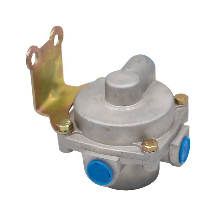 Hot Sale Brake Relay Valve 3527D2-010-A-H Use for Kinglong Bus Dongfeng Eq140 Truck Spare Parts