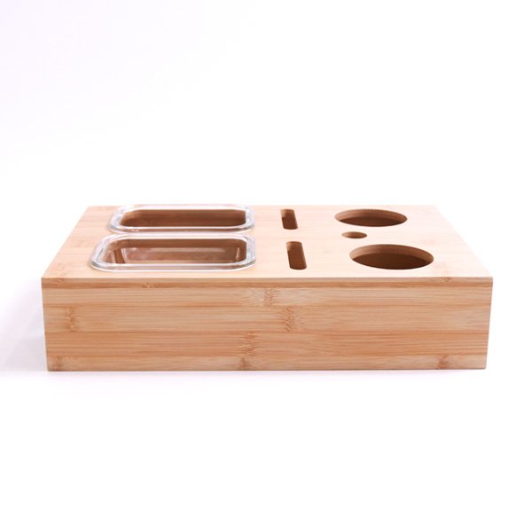 2024 Custom Bamboo Snack Bar Armrest Sofa Bed Caddy Tray Multipurpose Wine Drink Cup Holder Food Storage Box Couch Bar Snackbox