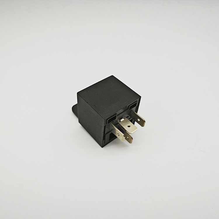 QIANJI 12V Automotive Relay Waterproof 5 Pin Relay With Sealed Protection