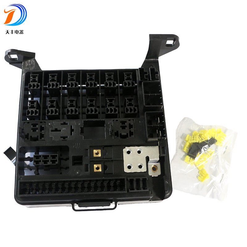 China Excavator Fuse and Relay Box Automotive Car Fuse Box 12v