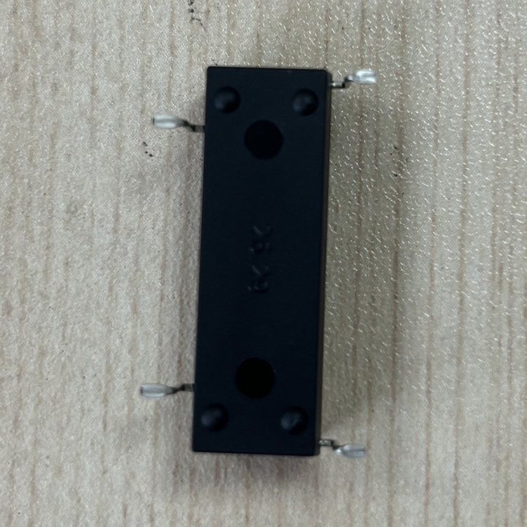Professional Original Reed Switch Relay KT24-1A-40L-SMD High Voltage Reed Relay Standex Electronics Reed Relay