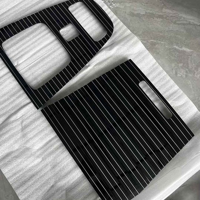 Suitable for Benzz GLS GLE S450 480 680 Central Control Gear Shift Panel Decorative Panel, Modified Armrests on Both Sides Refit