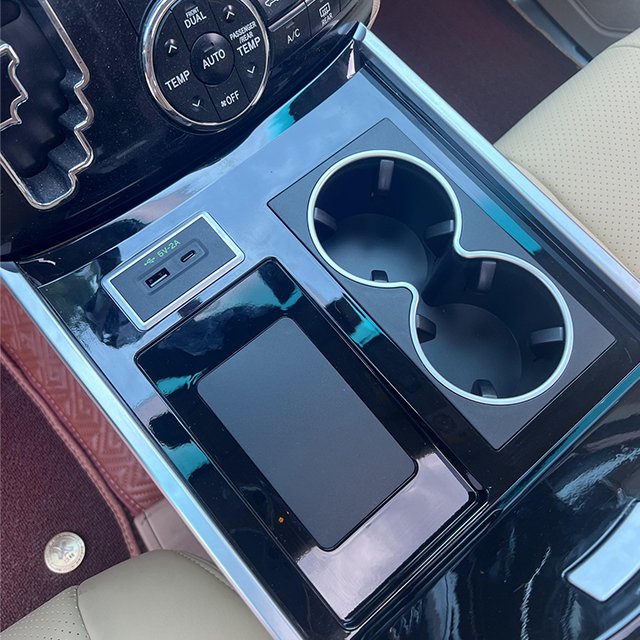 Armrest Box Storage Cassette with Wireless Charging and Refrigerator for Previa / Estima / Tarago