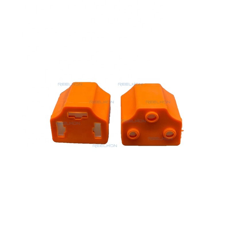 1 Set 3 Pin 7.8 Series H4-2A Auto Light Bulb Plug Ceramic High Temperature Resistant Socket H4 Auto Relay Lamp Holder