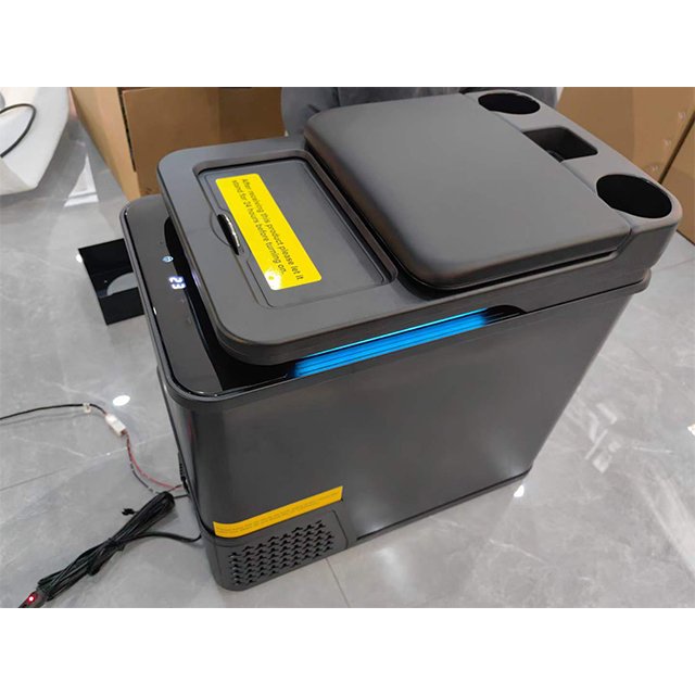 Suitable for 2023 Mercedes Benz Sprinter Armrest Box with Compressor Refrigerator Car Refrigerator 37 Liters Interior Upgrade