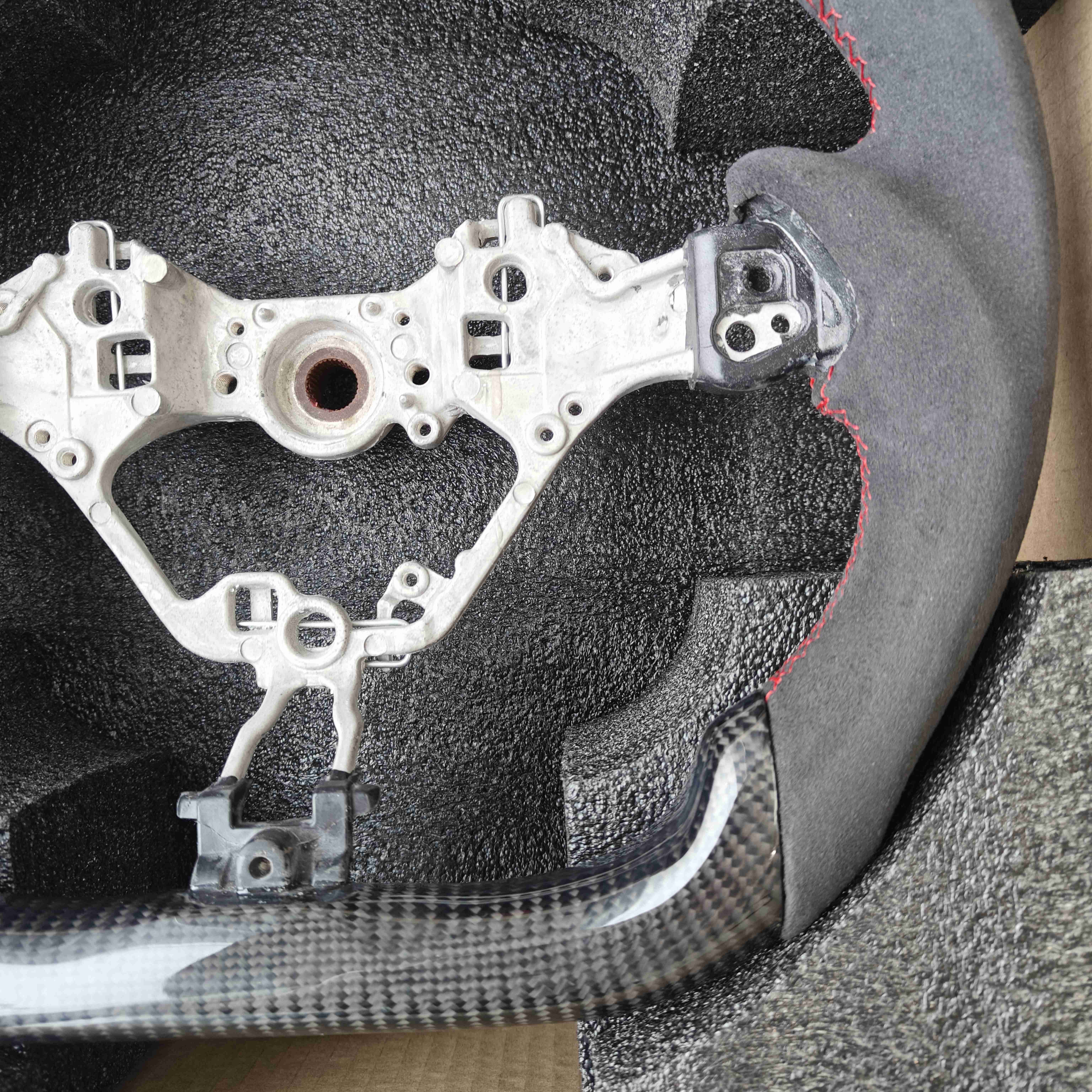 For Toyota GR86 Subaru BRZ 2017-UP Carbon Fiber Alcantara Interior Accessories For Cars Sport Custom Wholesale Steering Wheels