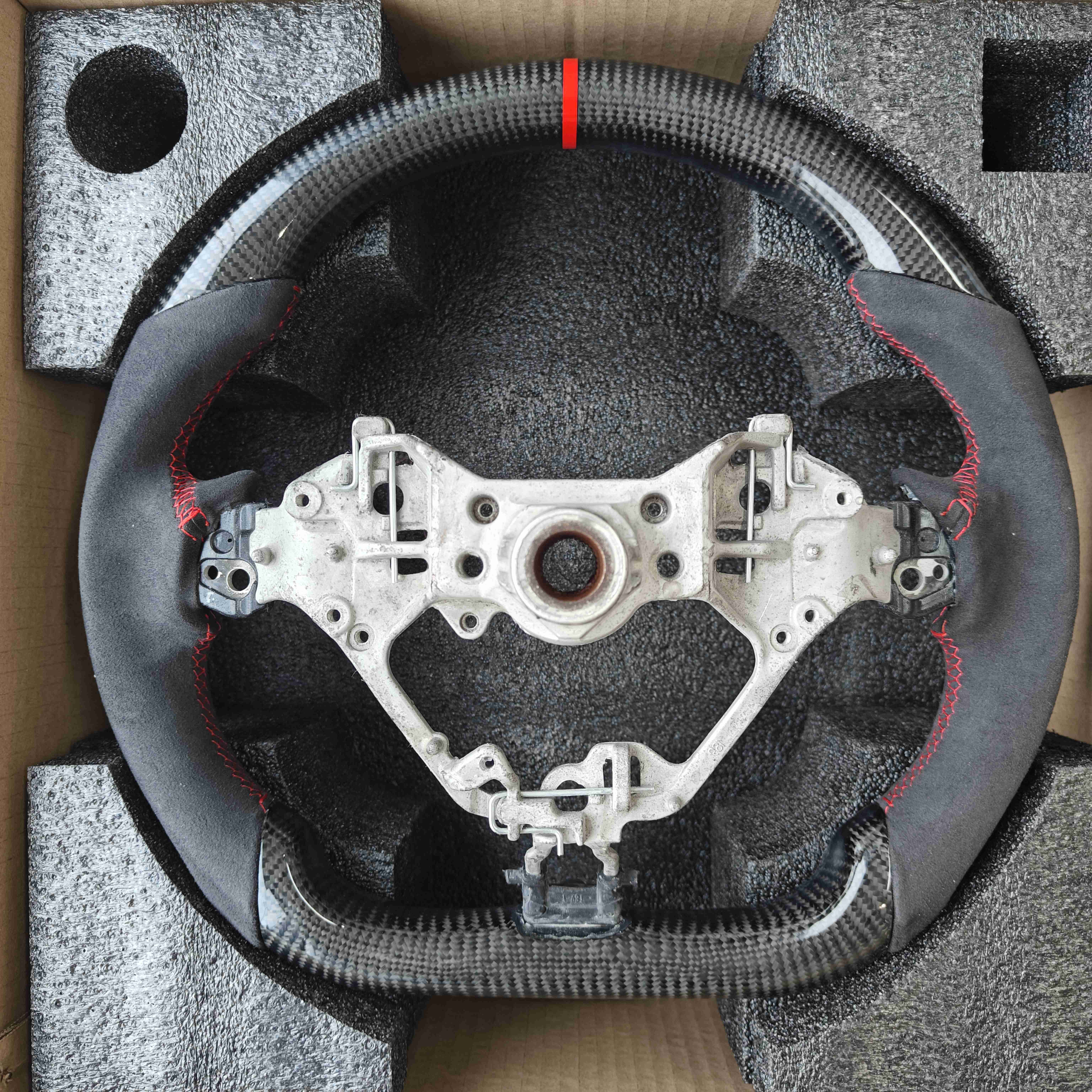For Toyota GR86 Subaru BRZ 2017-UP Carbon Fiber Alcantara Interior Accessories For Cars Sport Custom Wholesale Steering Wheels