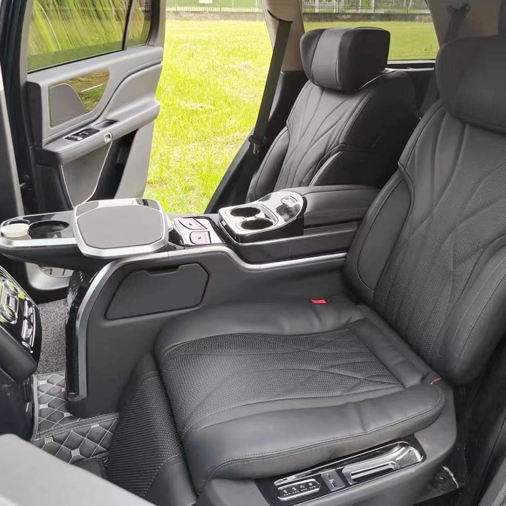 Entertainment Luxury Van Seat Adjustable VIP Leather Luxury SUV Seat with Console Armrest Touch Screen