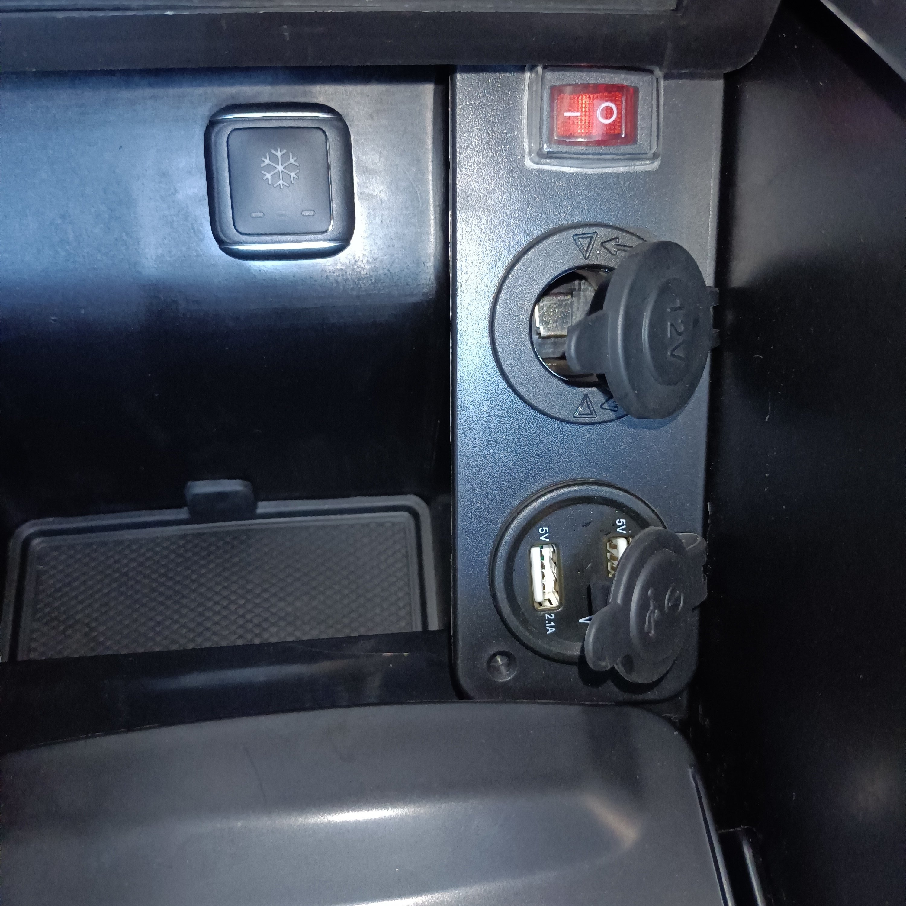 Van Interior Accessories Conversion Van Front Center Console Armrest Box with Fridge for v Class Vito W447 Console Armrest