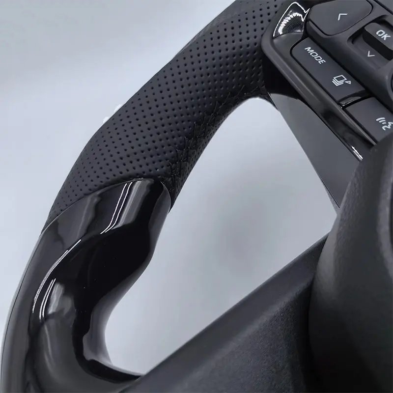 Black Sport Carbon Fiber Steering Wheel For 2006-2023 Toyota leather LAND CRUISER LC200 Car Steering Wheel