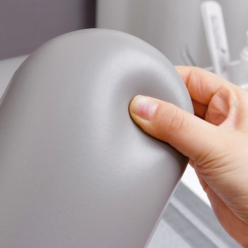 Russian Manicure Nail Tool Nail Armrest PU Leather Soft High-Density Sponge Nail Hand Rest Cushion with Solid Wood Bracket