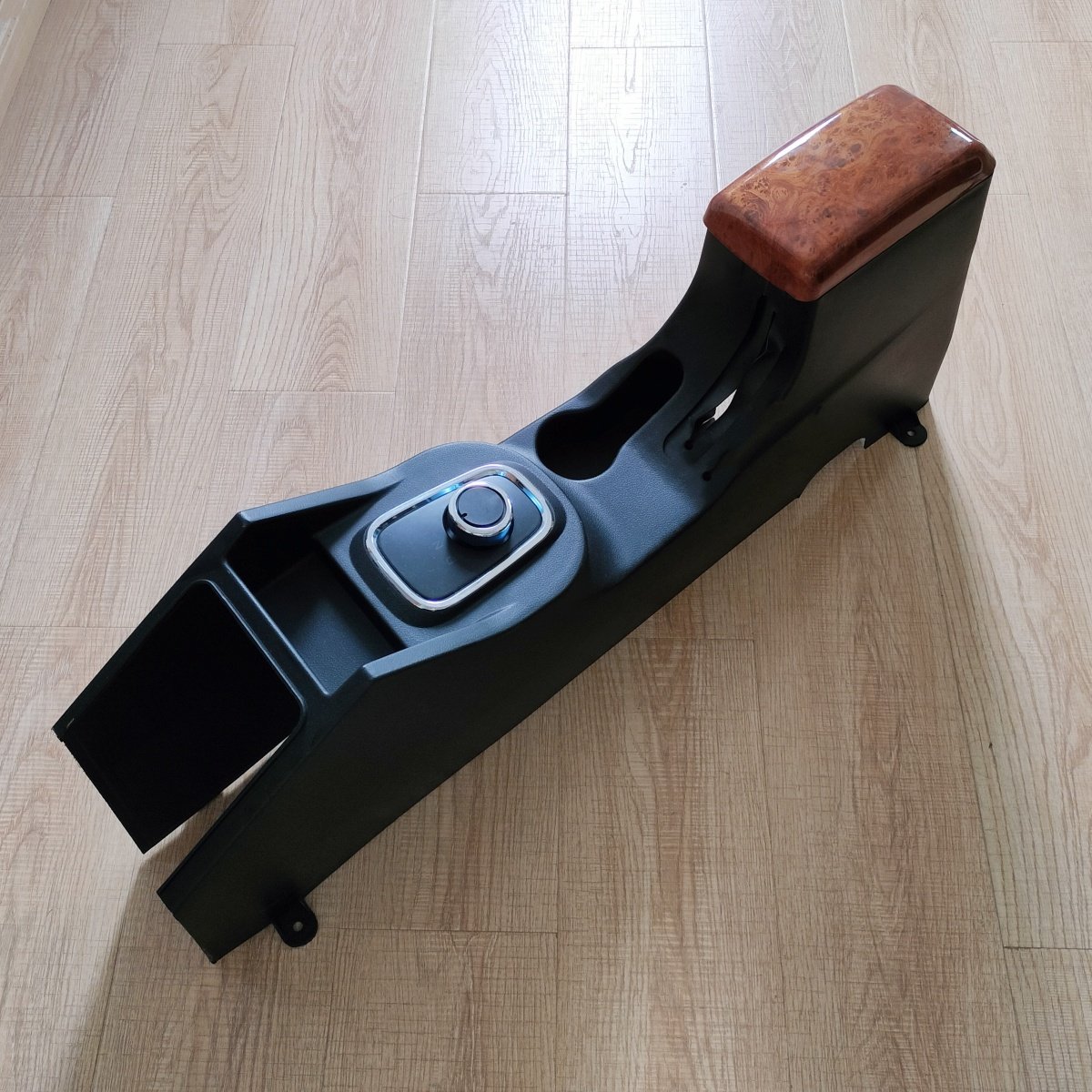 Low Price Armrest Box New Energy Car Organizer Tray Box Central Console Armrest Storage Box with Gear Controller