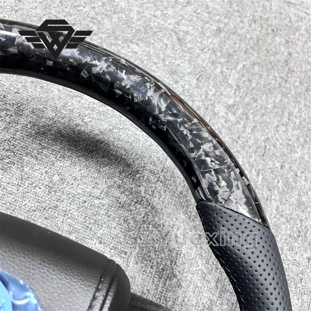 Hot Selling High Quality Suitable For Toyota LC300 Large Hole Forged Carbon Fiber Steering Wheel Assembly