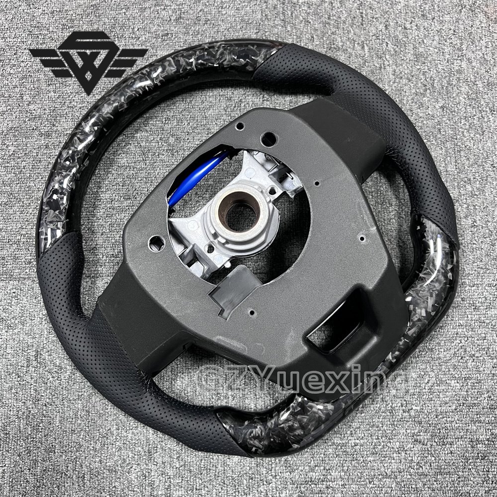 Hot Selling High Quality Suitable For Toyota LC300 Large Hole Forged Carbon Fiber Steering Wheel Assembly