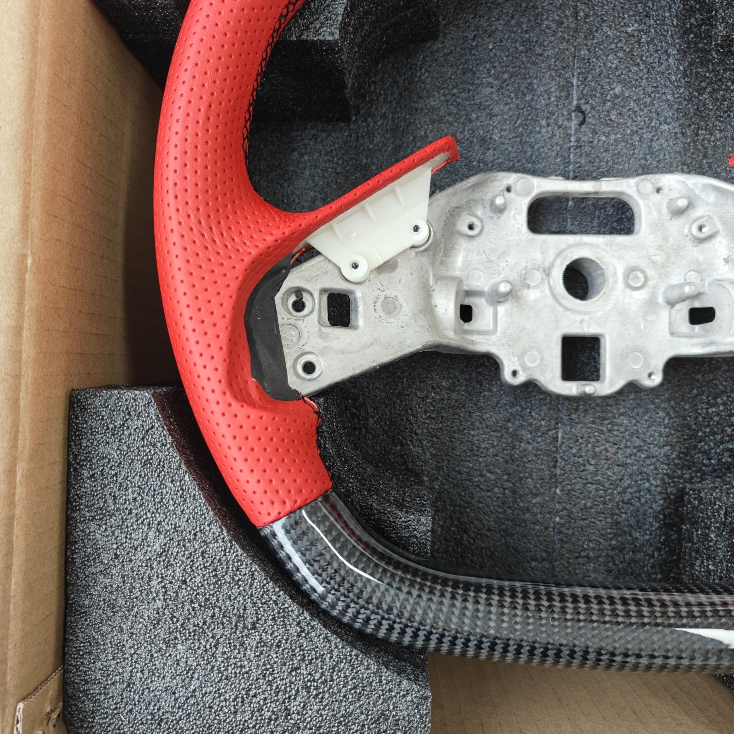 Wholesale For Chevrolet Corvette C8 Interior Accessories For Cars Custom Sport Carbon Fiber Perforated Leather steering wheels