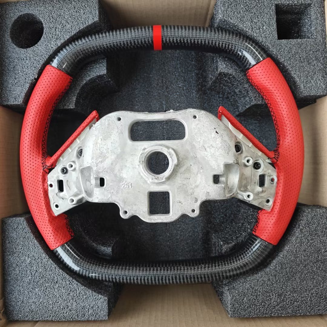 Wholesale For Chevrolet Corvette C8 Interior Accessories For Cars Custom Sport Carbon Fiber Perforated Leather steering wheels