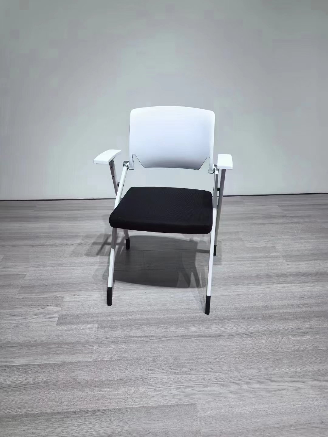 Commercial Furniture Office Staff Chair High Quality Wholesale Soft Armrest Chair for Meeting