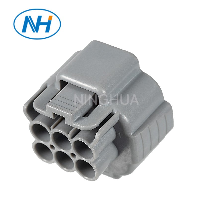 6 Pin Auto TS Accelerator Pedal Plug Light Lamp Socket Car Water Spray Relay Controller Connector for Toyota 6188-0175