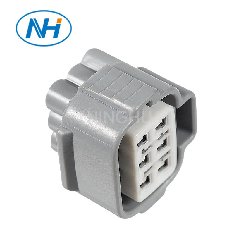 6 Pin Auto TS Accelerator Pedal Plug Light Lamp Socket Car Water Spray Relay Controller Connector for Toyota 6188-0175