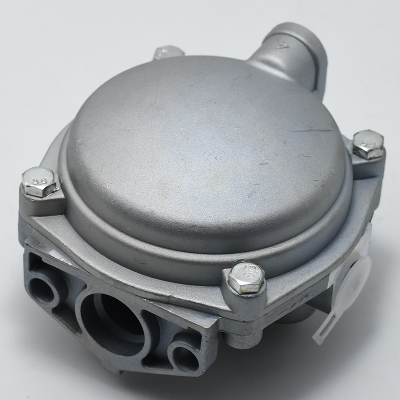 Brake Relay Valve ud Truck CWB450 CWB459 CKB452 PF6 45184-z0003
