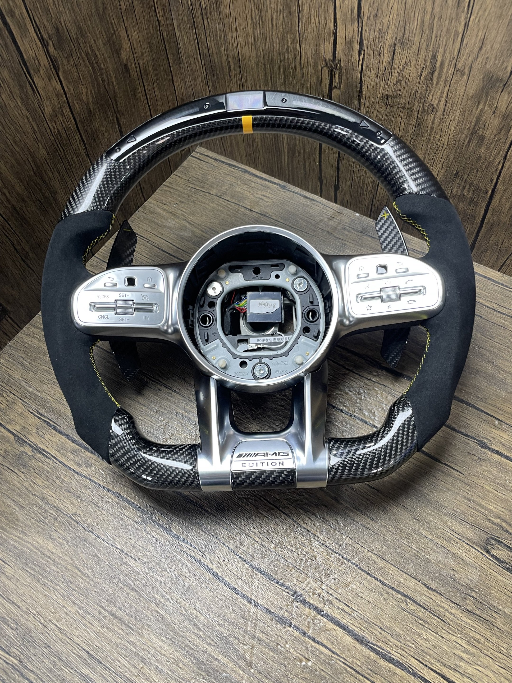 With Piano Black Trim Half Alcantara Carbon LED Steering Wheel for Mercedes Benz W204 W205 W213 W211 W221 X166 GLC X253 G63 AMG