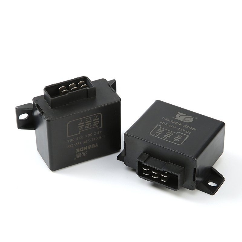 Professional Manufacturer Auto Flasher Relay 24v for Volvo Truck and Bus 4DZ 004 019 00 6 Pins 1623180 Relay