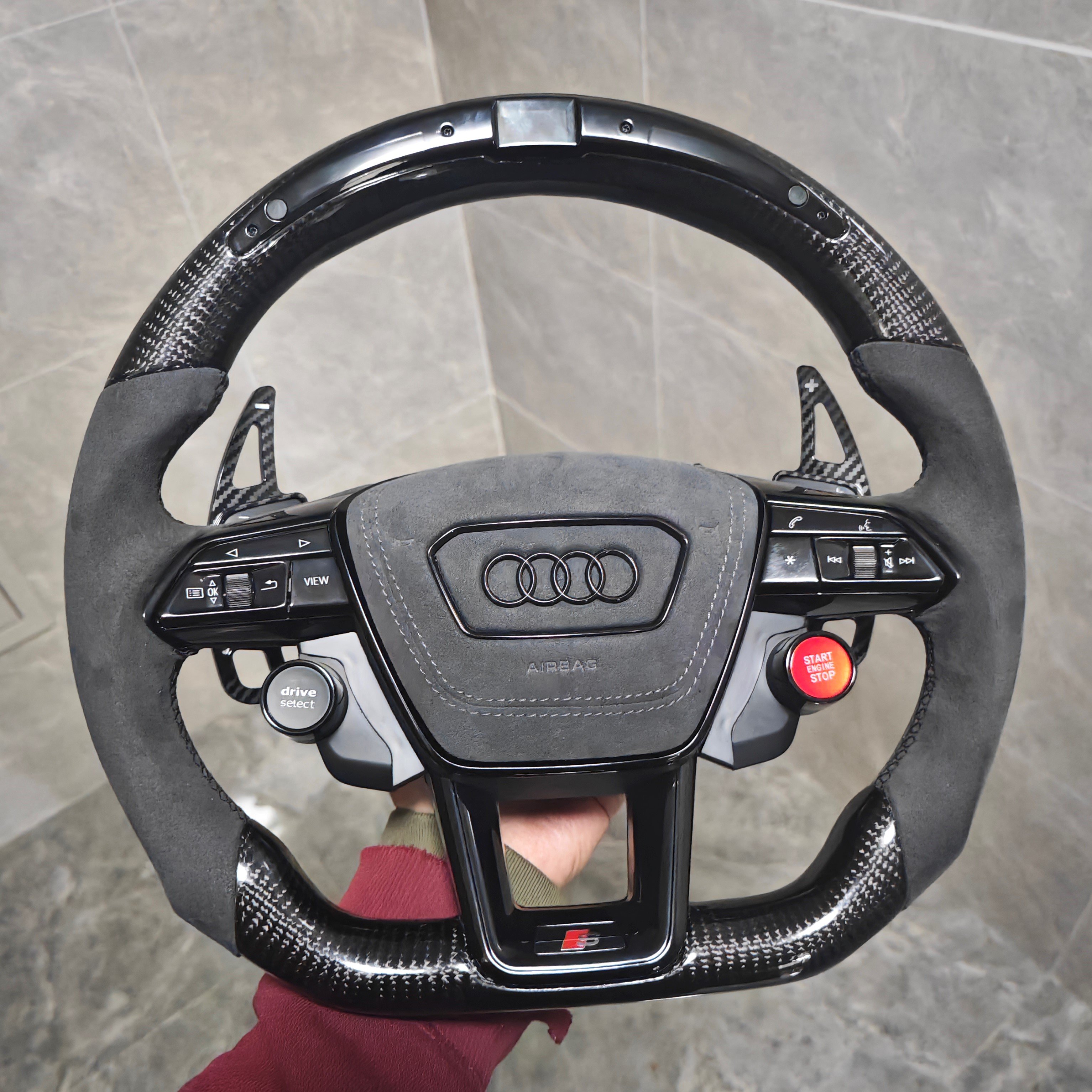 Custom Car carbon fiber Steering Wheel For Audi S3 S5 RS5 RS4 8J A4 B6 4F S8 D4 S4 B8.5 RS3 8V A6 C6 4F TT R8 with LED