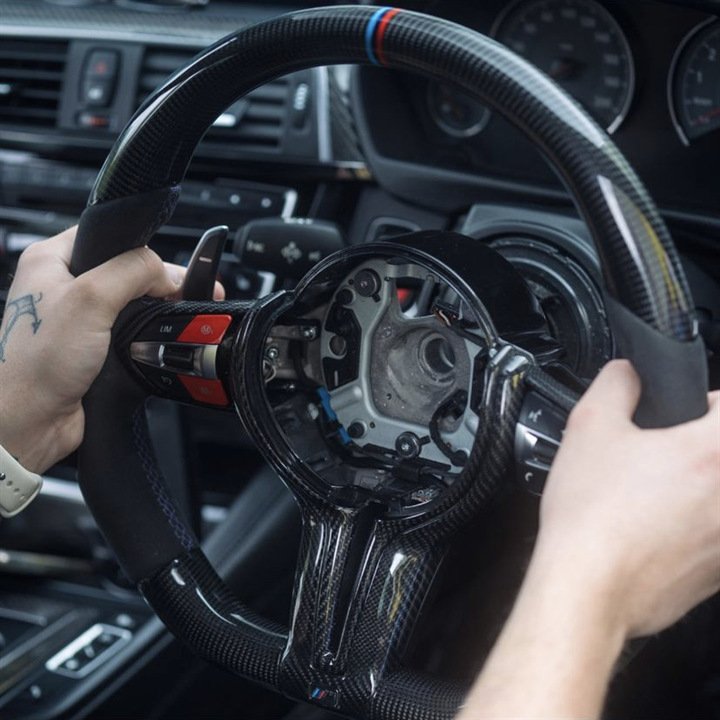 Suitable for M2 F87 models with old to new full leather carbon fiber 3 series 5 series X1 X2 X3 X5 M3 M5 steering wheel