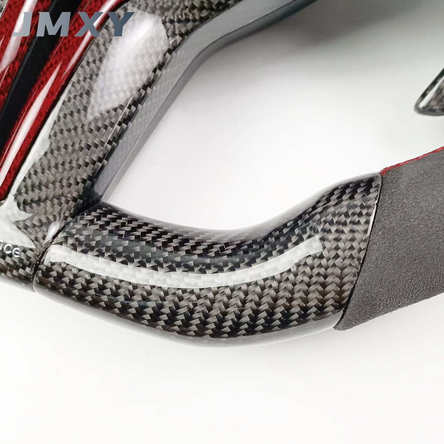 High-quality carbon fiber steering wheel is suitable for BMW F20 F21 M2 F22 F30 F80 car steering wheel