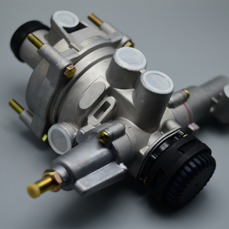 Truck Auto Spare Parts Air Brake Load Sensing Valve Load Sensing Valve with Voss Parts