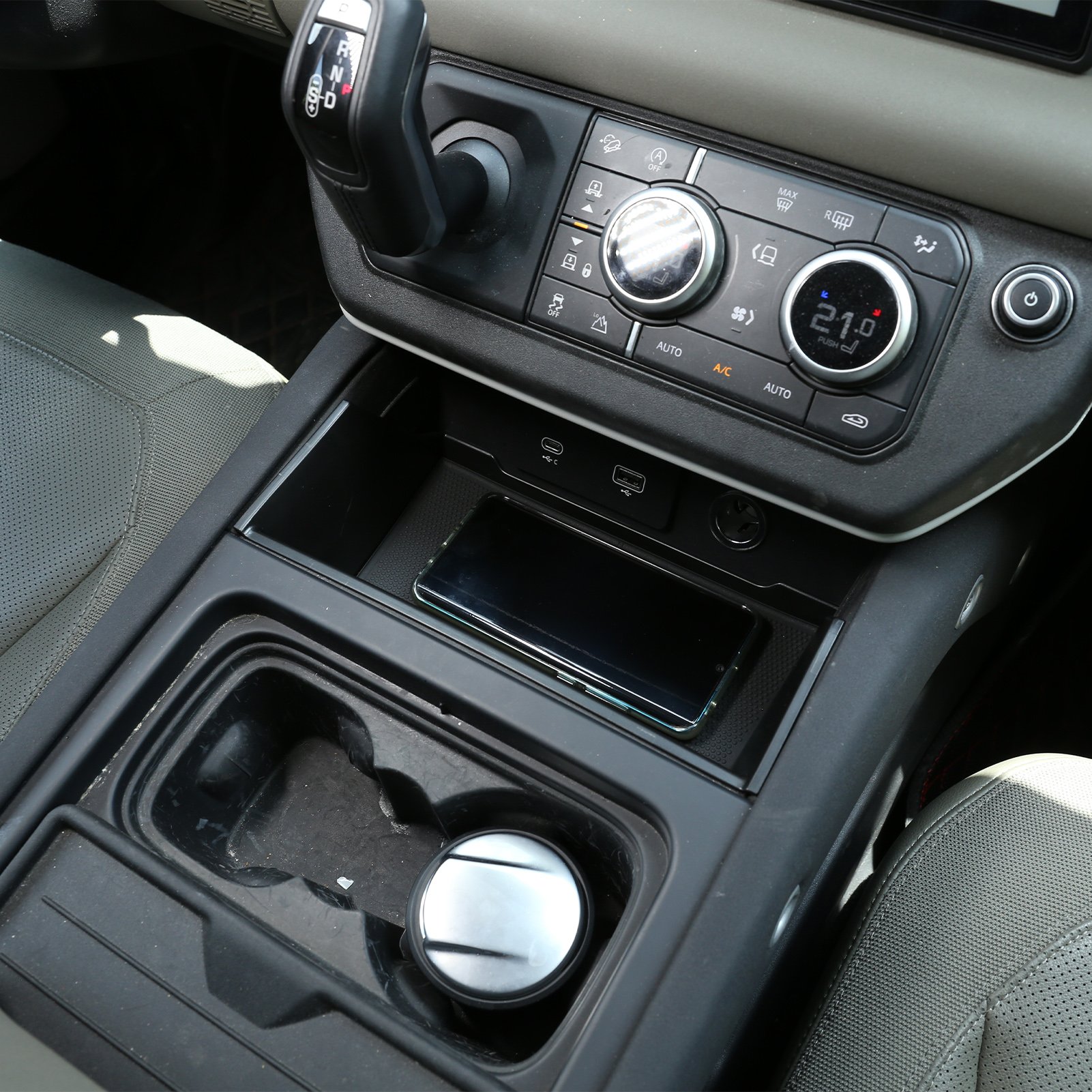 For Land Rover Defender 110 2020-2021 Car Styling ABS Black Car Central Storage Armrest Box Storage Box Phone Box Car Accessory