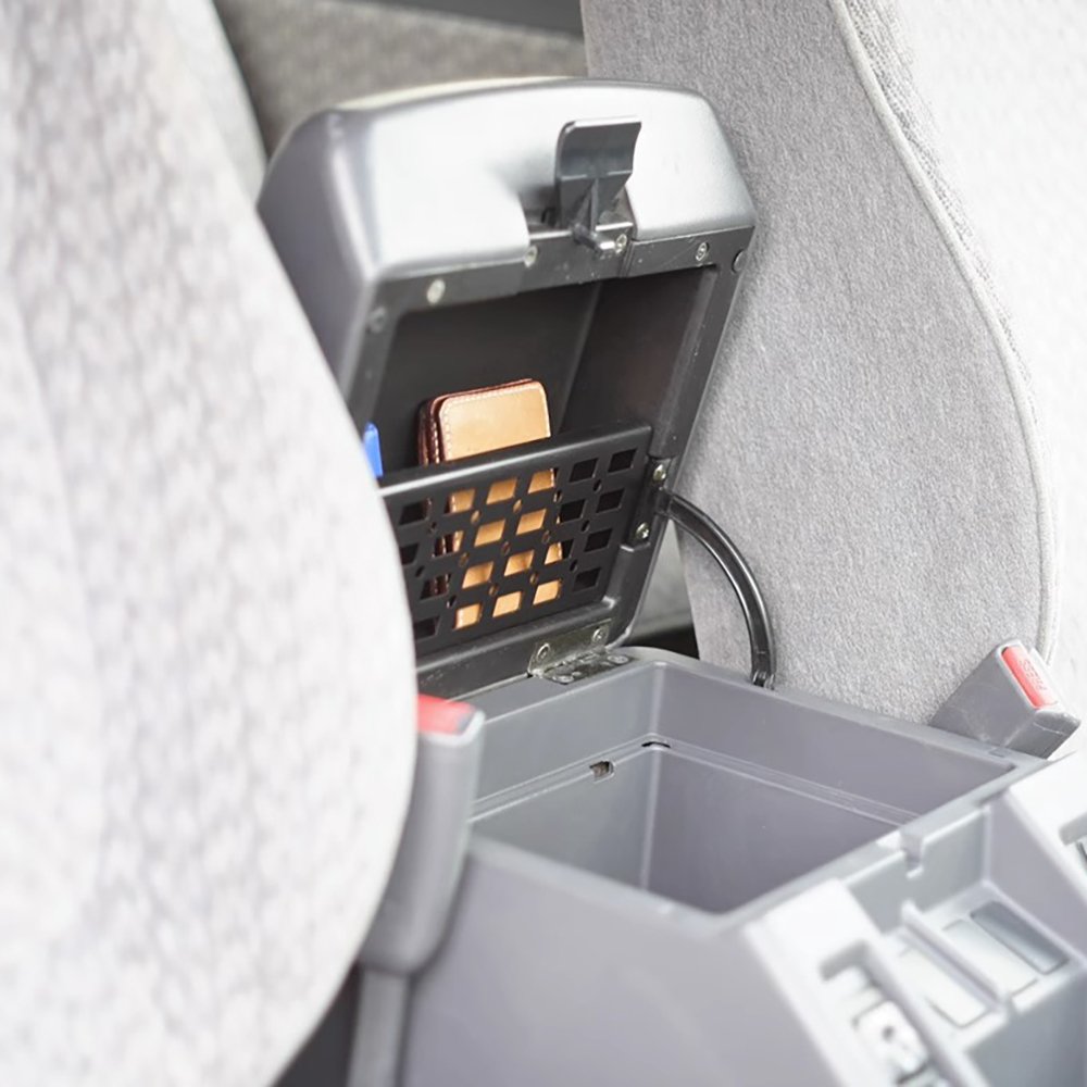 Interior Accessories for Nissan Patrol Y60 Armrest Box Modification Y60 Armrest Storage Fence