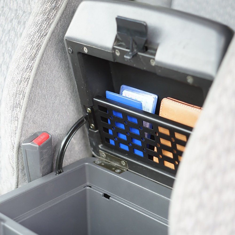 Interior Accessories for Nissan Patrol Y60 Armrest Box Modification Y60 Armrest Storage Fence