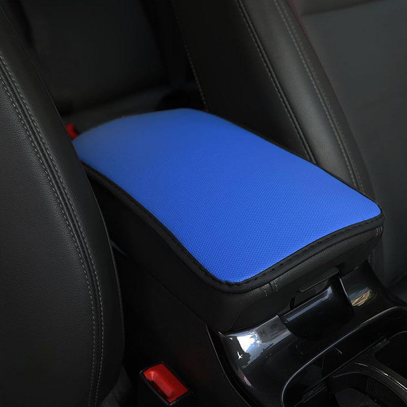 Four Seasons Comfortable PU Fine Hole Skin Sense Leather Car Red Central Handheld Case