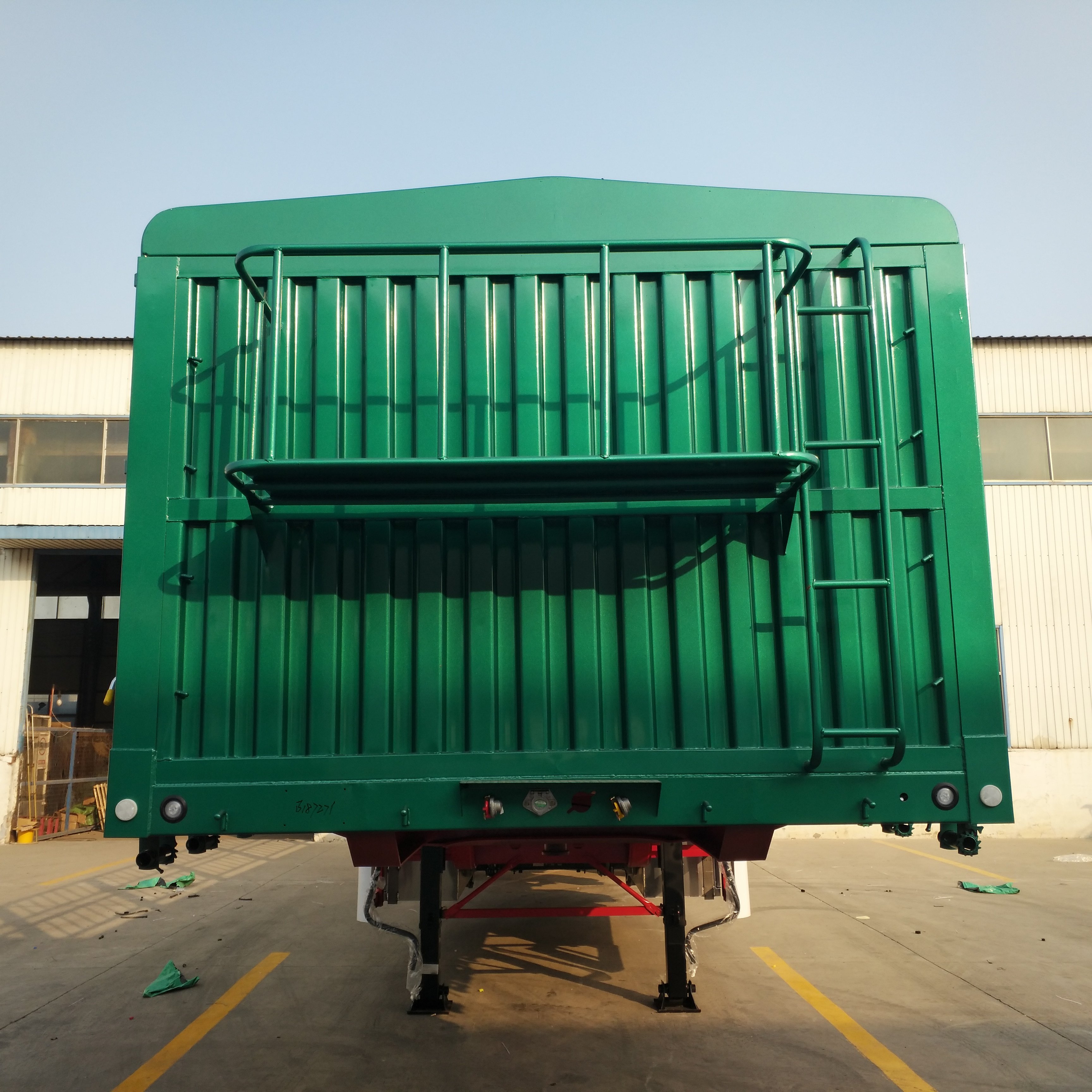 Customized Corn/Rice/Cotton/Animal Transporting Stake Fence Semi Trailer Trucks