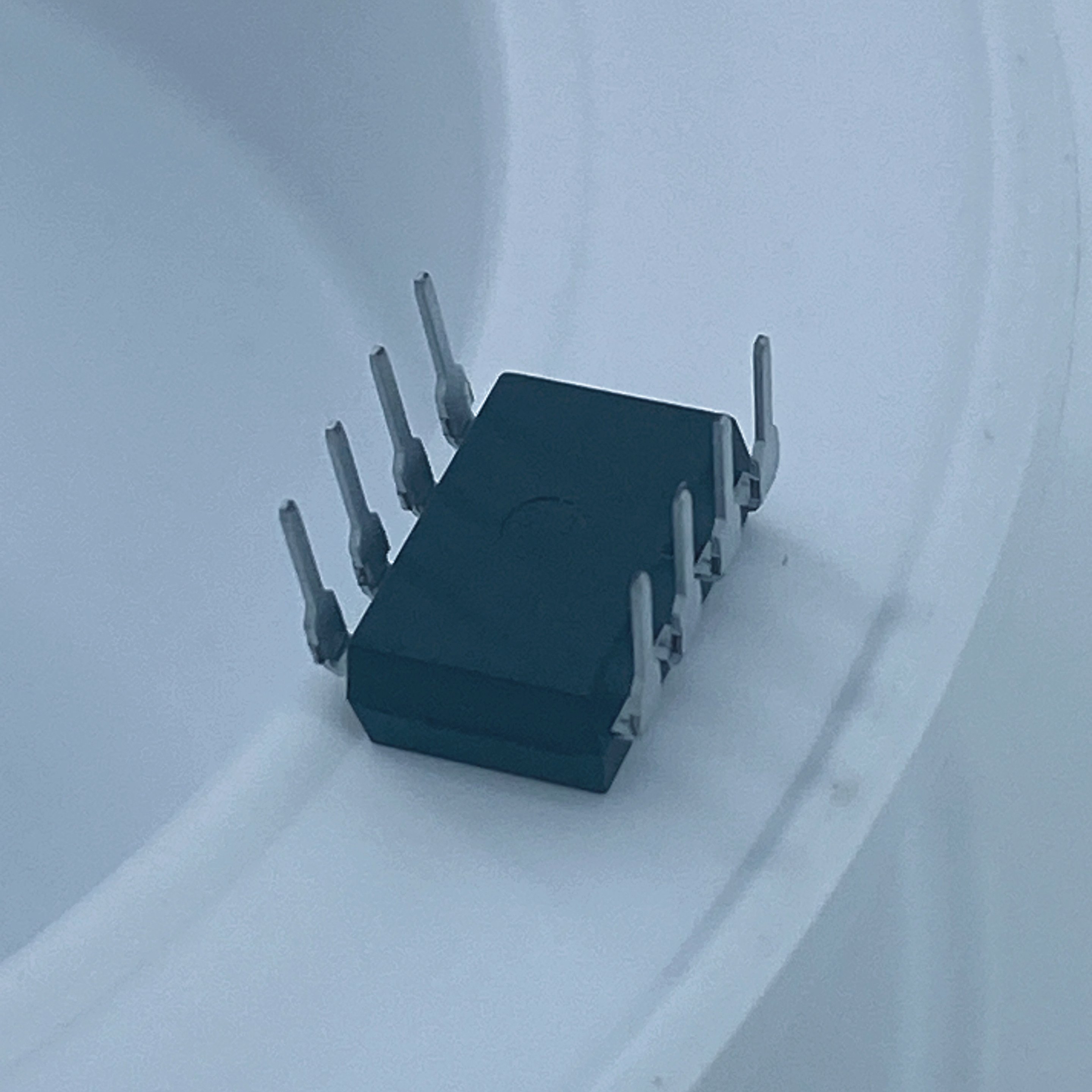 High-Quality Mini SSR Relay BCW252G dip8 photomos relay 60v Load For meter reading and automotive diagnostic equipment
