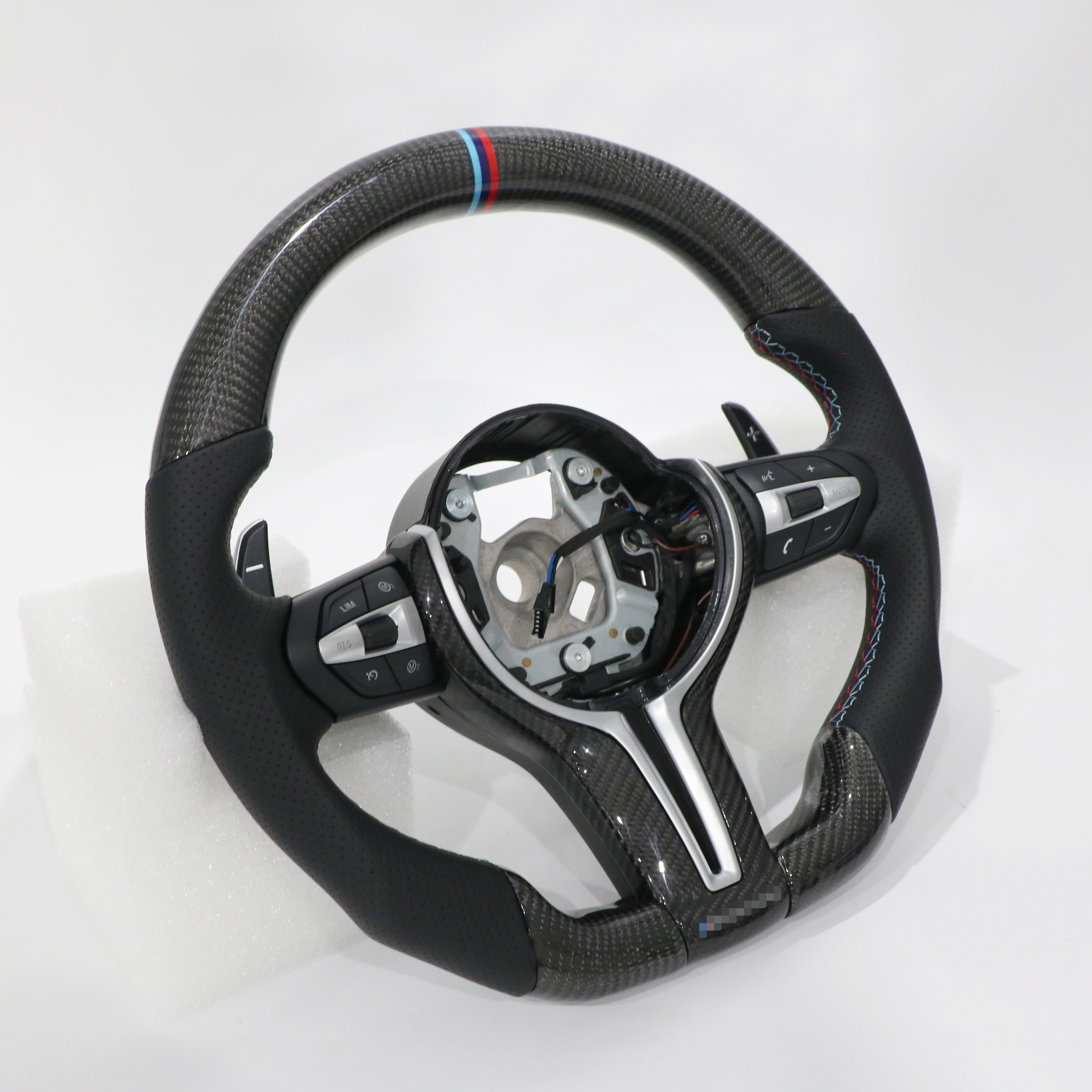 Wholesale retrofit carbon fiber steering wheel for BMW m2 m3 f30 f20 f10 steering wheel upgrade to new