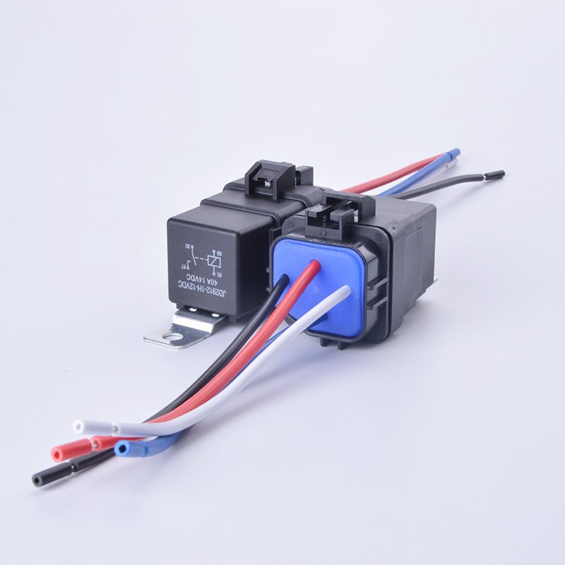Automobile Relay Waterproof Integrated Wired DC12V 40A 5Pin 4pin Auto Relay With 105mm Length Wires Car Relay