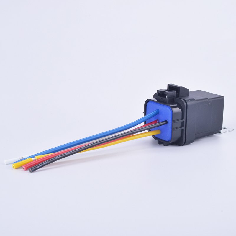 Automobile Relay Waterproof Integrated Wired DC12V 40A 5Pin 4pin Auto Relay With 105mm Length Wires Car Relay